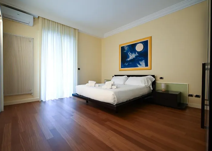 Me Too Exclusive - Calefati Db Appartement *